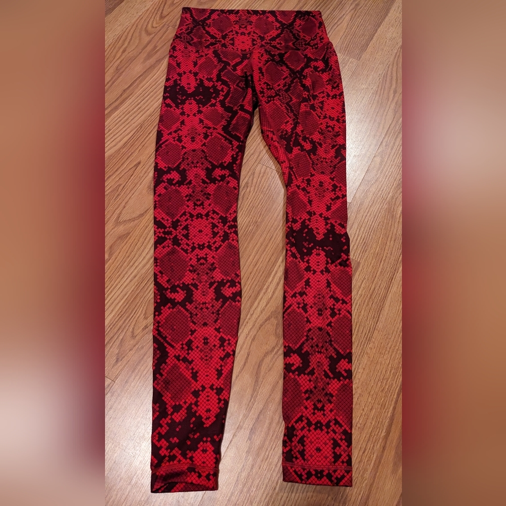 Lululemon high waisted Wunder under